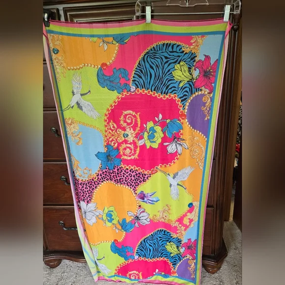 🌻NWOT, Sheer Colorful Patterned Scarf - Picture 1 of 4